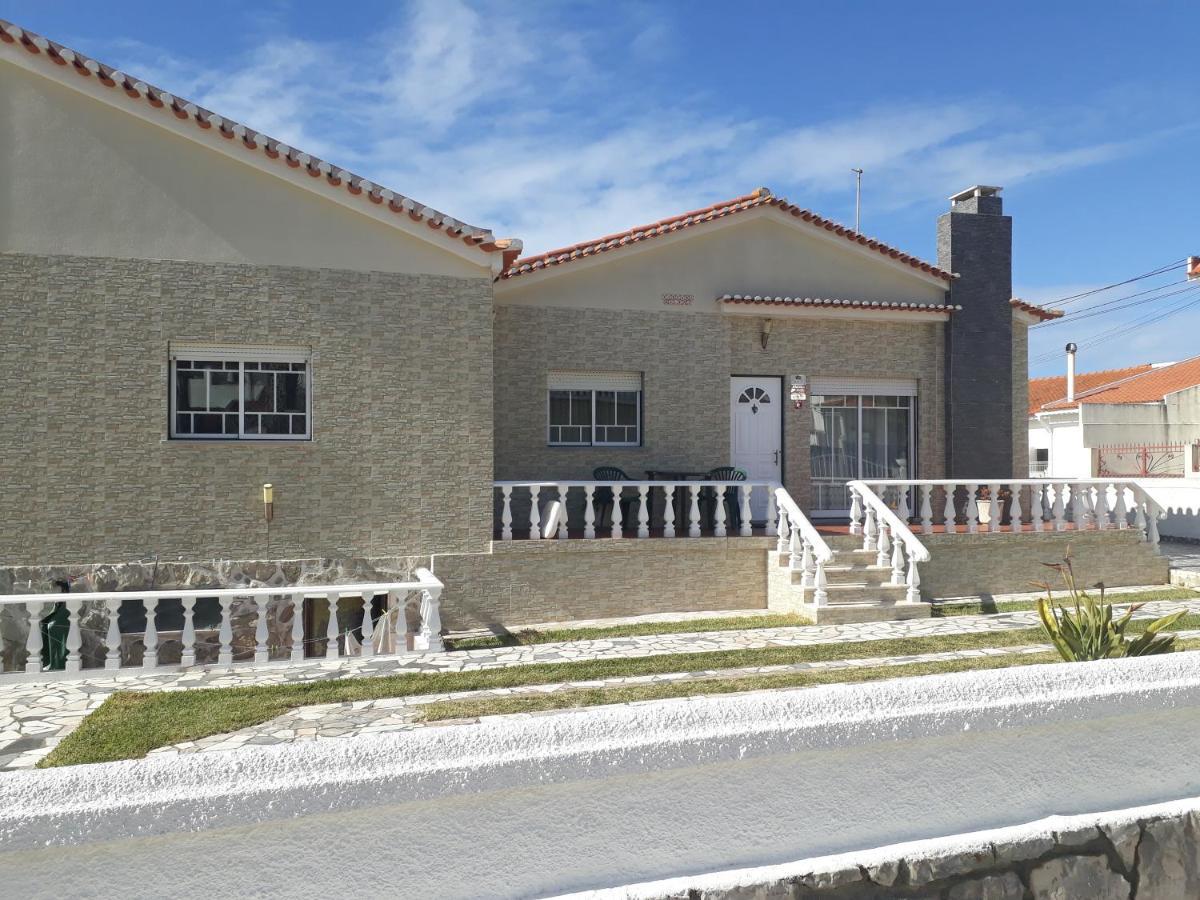 Nazare Villa North Wave Екстер'єр фото